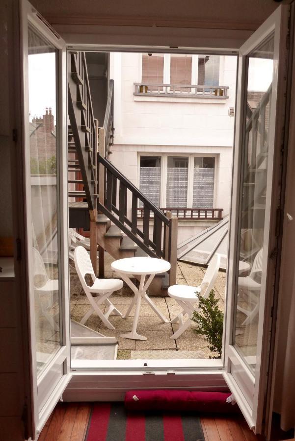 Agreable Appartement Dans Le Vieux Trouville Екстер'єр фото